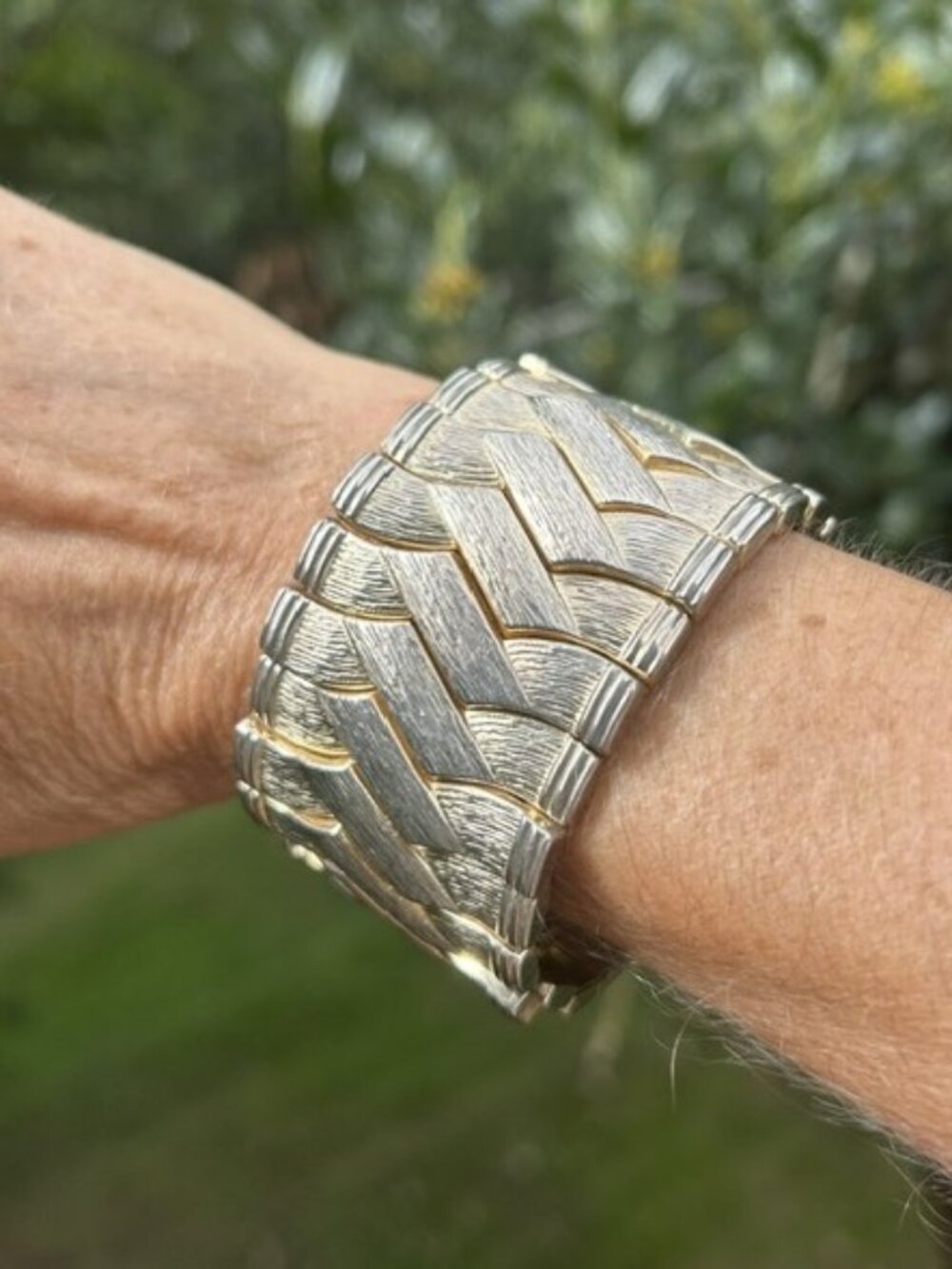 JAPAN Basket Weave Brushed Gold Wide Accordion Stretch BRACELET